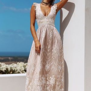 Hello Molly Formal Maxi Dress (BRAND NEW)